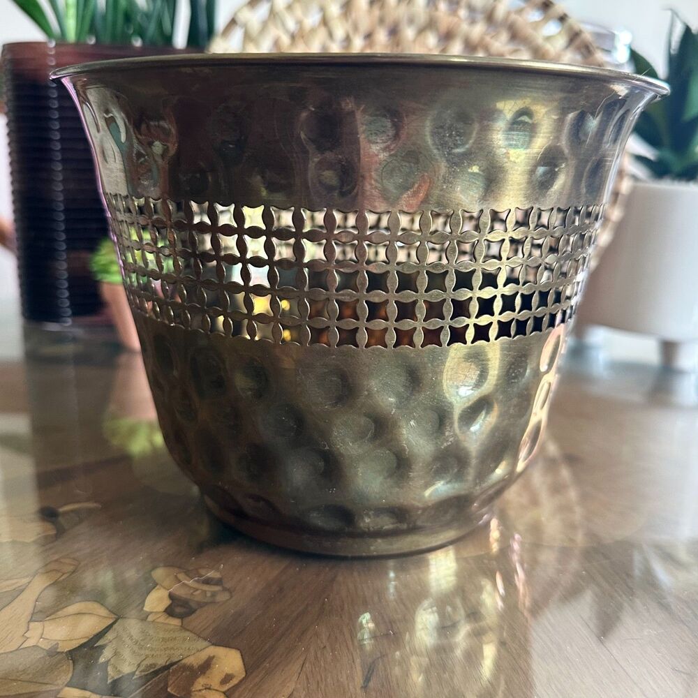 Vintage Hammered Brass Reticulated Planter Cachepot, MCM Decorative Storage - Picture 5 of 11